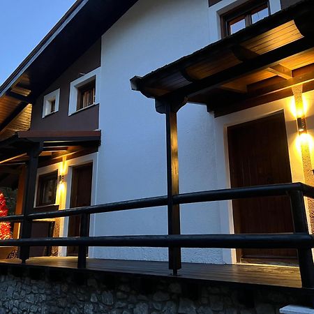 Mz Reindeer Hotel Kalívia Exterior foto