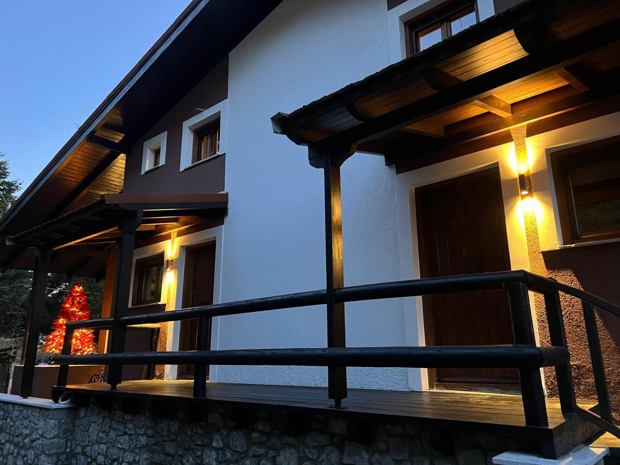 Mz Reindeer Hotel Kalívia Exterior foto